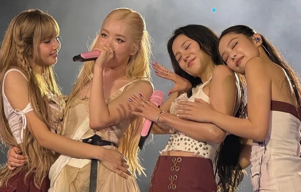 BLACKPINK’s ‘DEADLINE’: A pink ocean in&nbsp;Goyang!